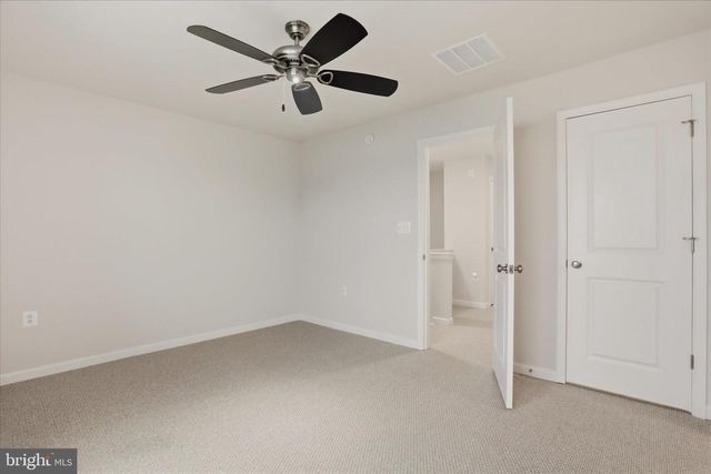 31 CAPITOL MEWS, Ranson, WV 25438