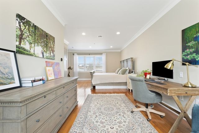 140 School St 2, Boston, MA 02130