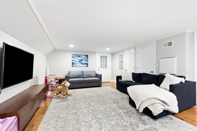 140 School St 2, Boston, MA 02130