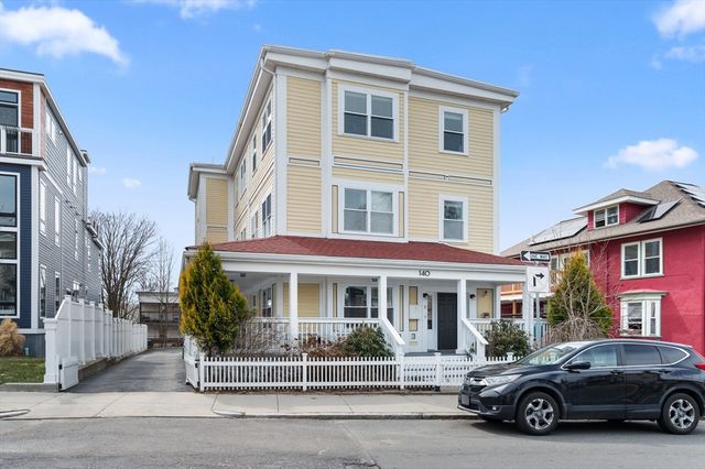 140 School St 2, Boston, MA 02130