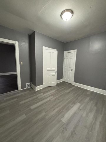 2823 N 28th STREET, Milwaukee, WI 53210