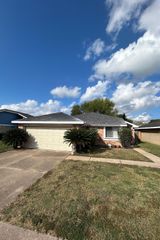 17414 Davenway Dr, Houston, TX 77084
