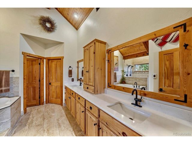 10 Bozeman Trl, Elizabeth, CO 80107