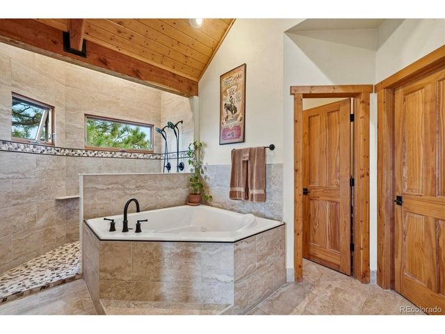 10 Bozeman Trl, Elizabeth, CO 80107