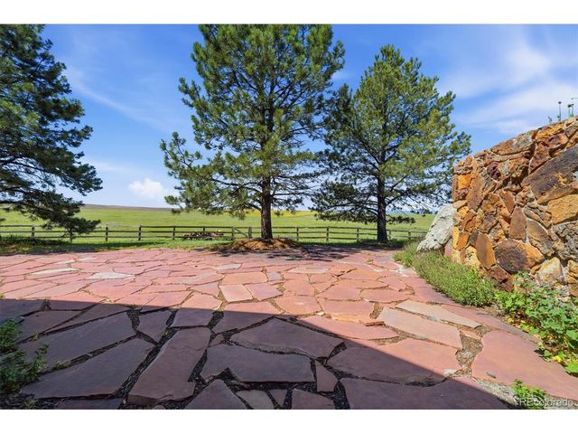 10 Bozeman Trl, Elizabeth, CO 80107