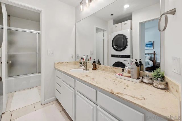 2414 Front St 31, San Diego, CA 92101