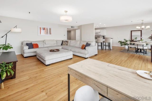 2414 Front St 31, San Diego, CA 92101