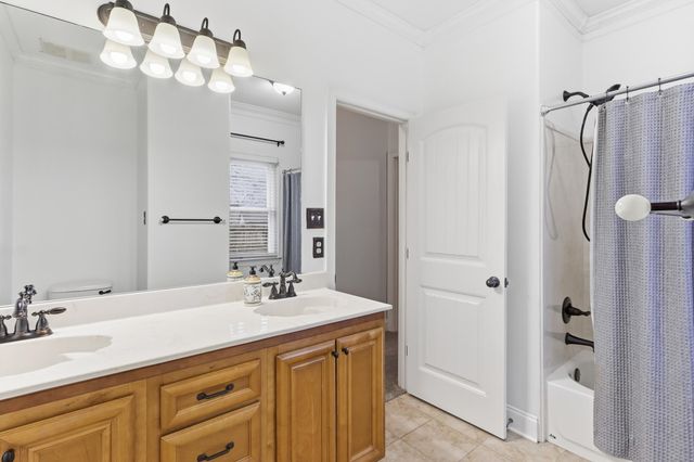 731 MAGNOLIA GARDEN CV, Collierville, TN 38017