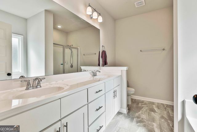 124 Wilmington Court, Newnan, GA 30263