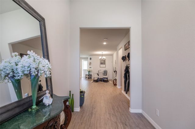 1412 Whitetail Lane, Azle, TX 76020