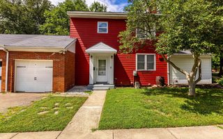 2 Brompton Lane, Greenhills, OH 45218