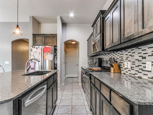 9524 SW 29th Terrace, Oklahoma City, OK 73128