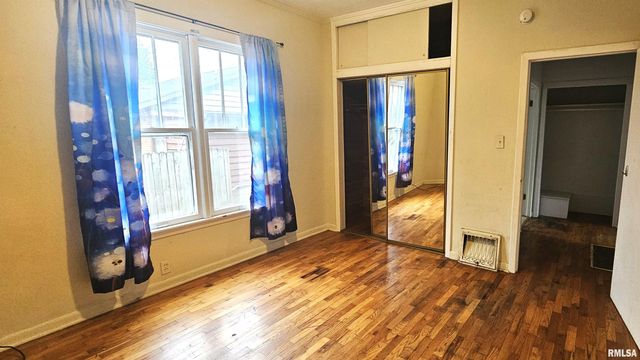 203 ORCHARD Drive, Carbondale, IL 62901