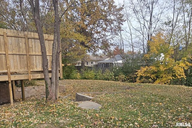 203 ORCHARD Drive, Carbondale, IL 62901