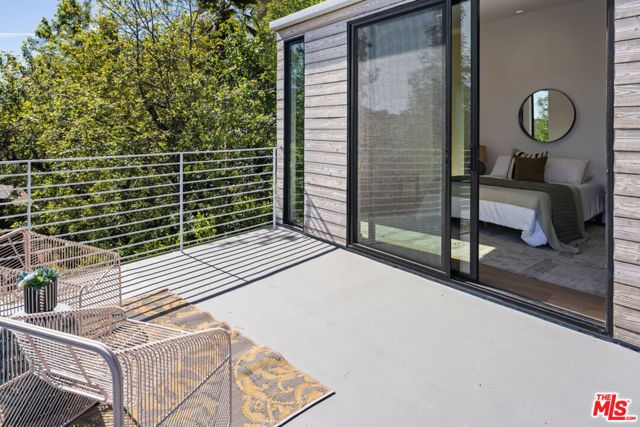 4683 Glenalbyn Drive, Los Angeles, CA 90065