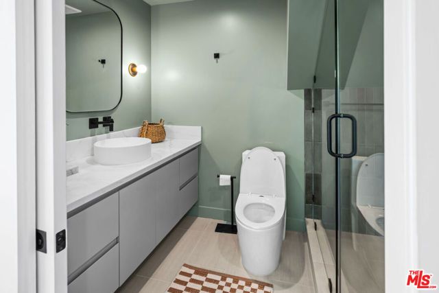 4683 Glenalbyn Drive, Los Angeles, CA 90065