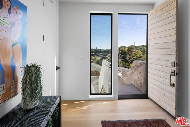 4683 Glenalbyn Drive, Los Angeles, CA 90065