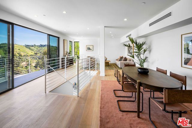 4683 Glenalbyn Drive, Los Angeles, CA 90065