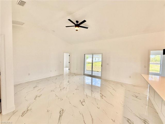 2600 26th ST W, Lehigh Acres, FL 33971