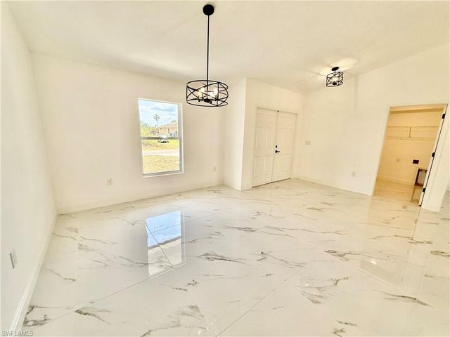 2600 26th ST W, Lehigh Acres, FL 33971