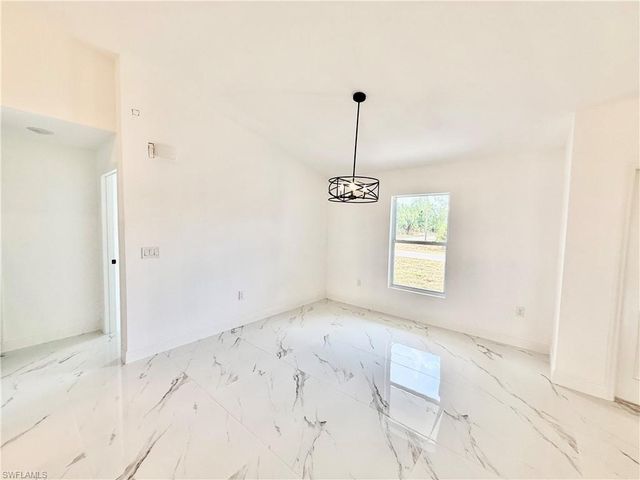 2600 26th ST W, Lehigh Acres, FL 33971