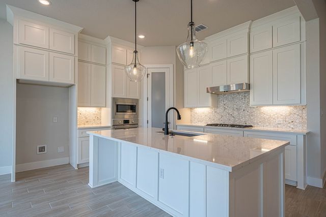 2032 Toscano Way, Kerrville, TX 78028