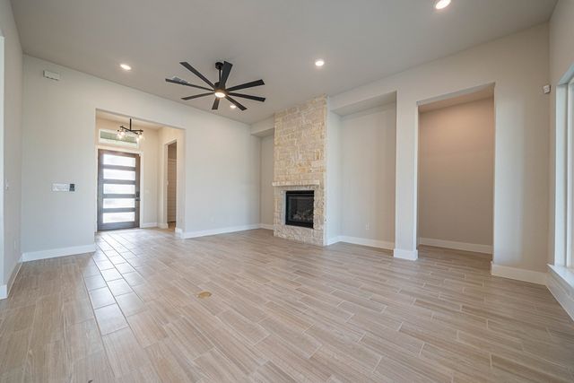 2032 Toscano Way, Kerrville, TX 78028