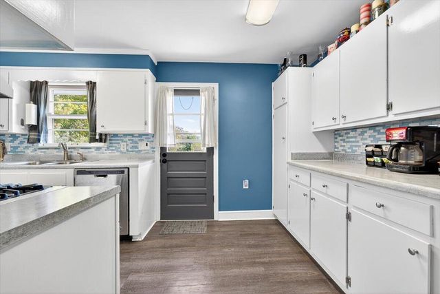 2014 Wynmere DR, Roanoke, VA 24018