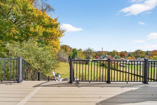 2014 Wynmere DR, Roanoke, VA 24018