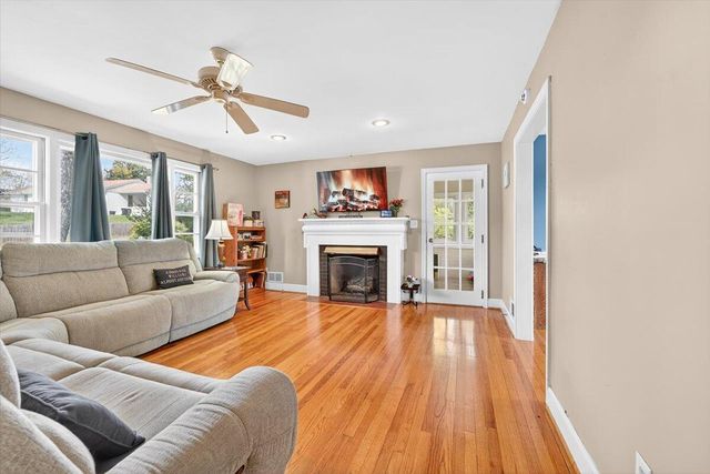 2014 Wynmere DR, Roanoke, VA 24018