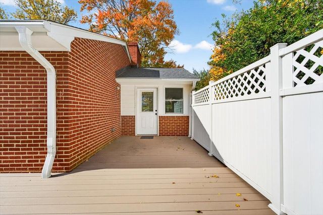 2014 Wynmere DR, Roanoke, VA 24018