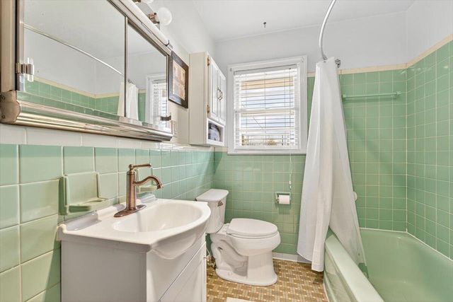 2014 Wynmere DR, Roanoke, VA 24018