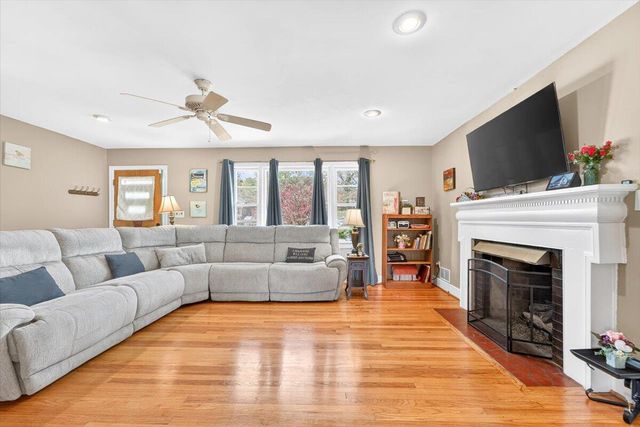 2014 Wynmere DR, Roanoke, VA 24018