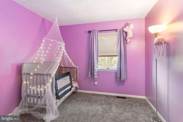 228 GEORGETOWN CIR, Hanover, PA 17331