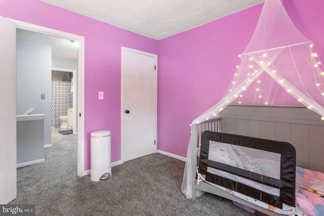 228 GEORGETOWN CIR, Hanover, PA 17331