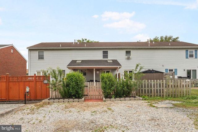 228 GEORGETOWN CIR, Hanover, PA 17331