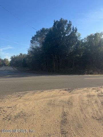 123 ELLEN Avenue, Interlachen, FL 32148