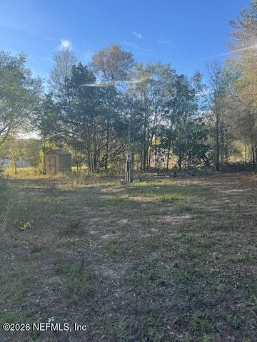 123 ELLEN Avenue, Interlachen, FL 32148