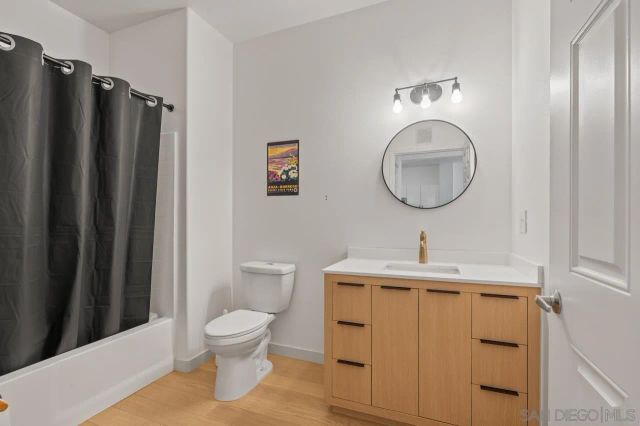 1642 7Th 325, San Diego, CA 92101