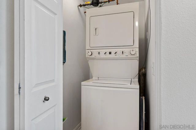 1642 7Th 325, San Diego, CA 92101