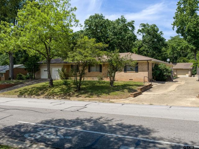 1804 De Charles St., Tyler, TX 75701