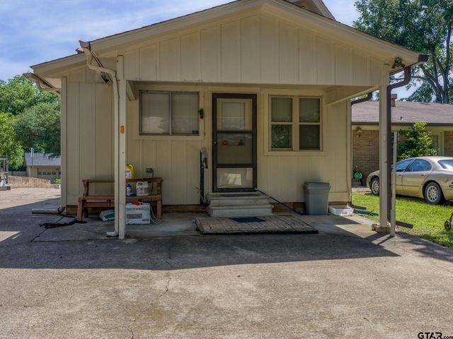 1804 De Charles St., Tyler, TX 75701