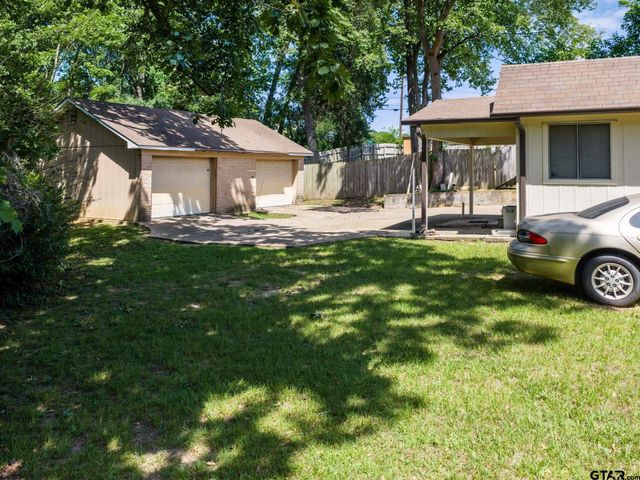 1804 De Charles St., Tyler, TX 75701