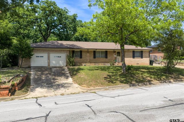 1804 De Charles St., Tyler, TX 75701