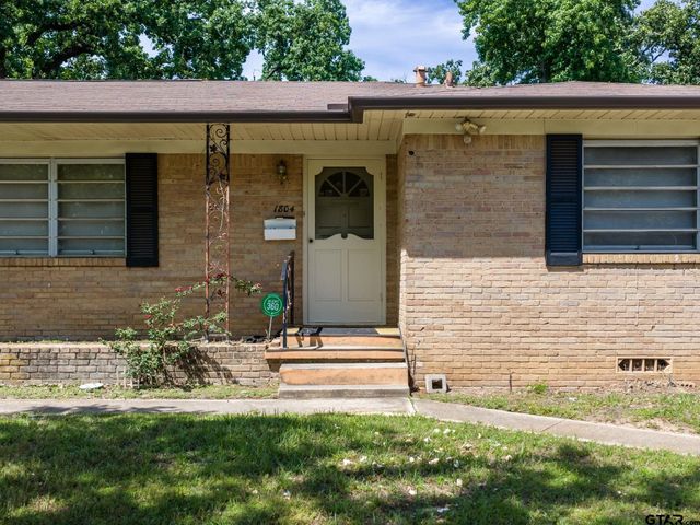 1804 De Charles St., Tyler, TX 75701