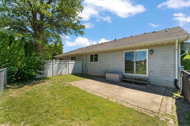 5012 W 92nd Avenue, Crown Point, IN 46307