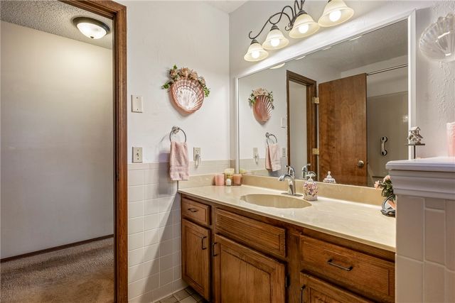 2 Wigston Lane, Bella Vista, AR 72714