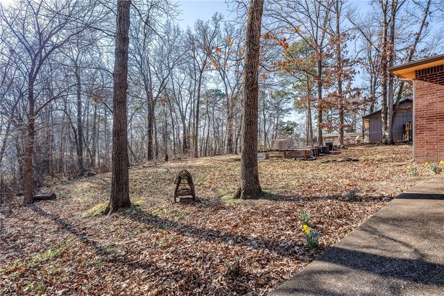 2 Wigston Lane, Bella Vista, AR 72714