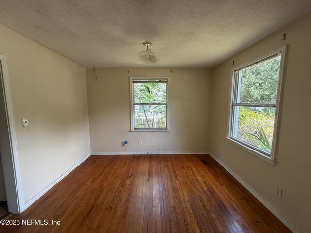 1336 PINEGROVE Court, Jacksonville, FL 32205