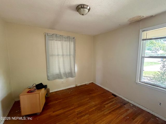 1336 PINEGROVE Court, Jacksonville, FL 32205